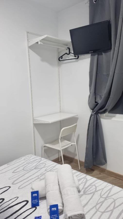 Hostal Vara Μαδρίτη Εξωτερικό φωτογραφία